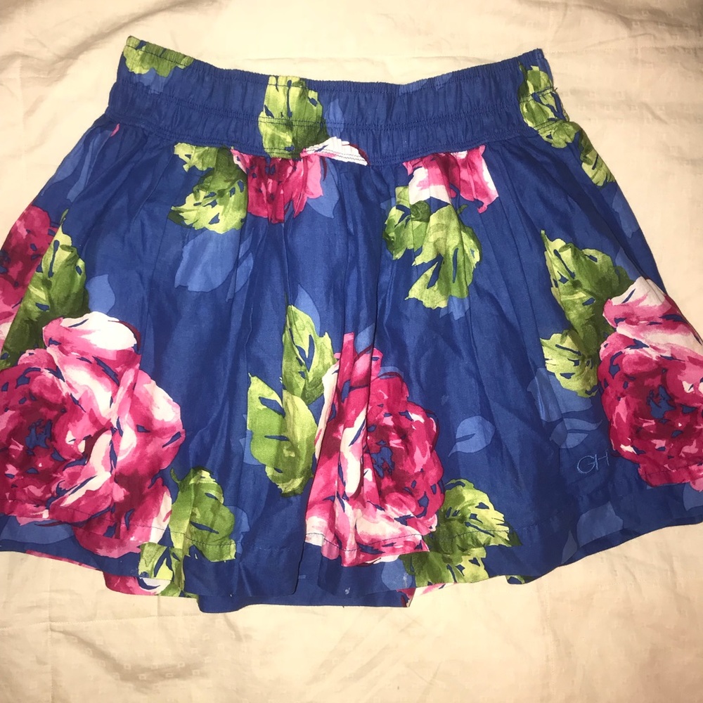 Gilly Hicks flower skirt